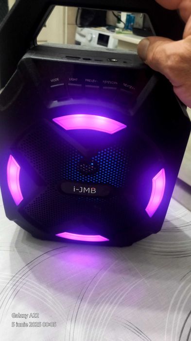 Boxa bluethoot radio sd card noua