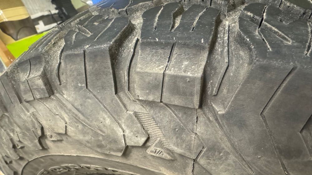 Гуми 275/70/16 BF Goodrich All terrain