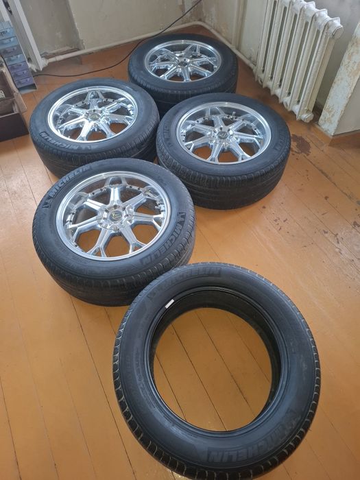 Продам диски хромовые резиной мишлен.