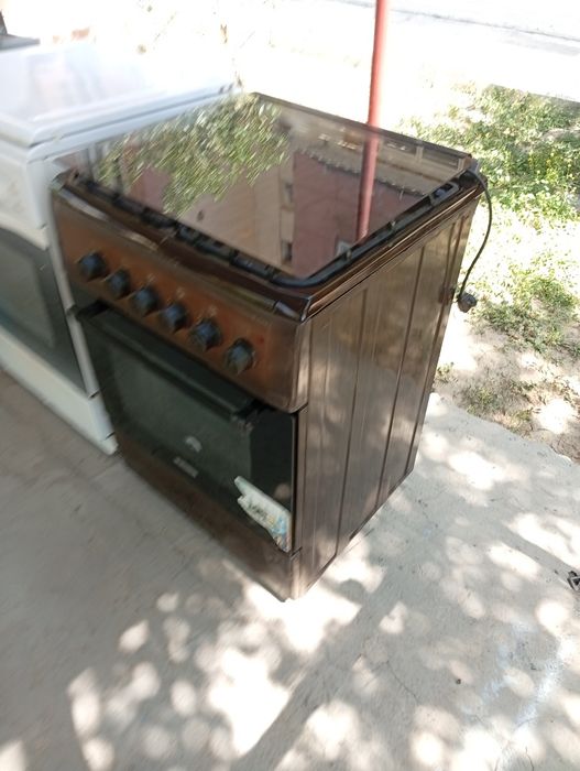 Газовая плита Бирюса . Все работает