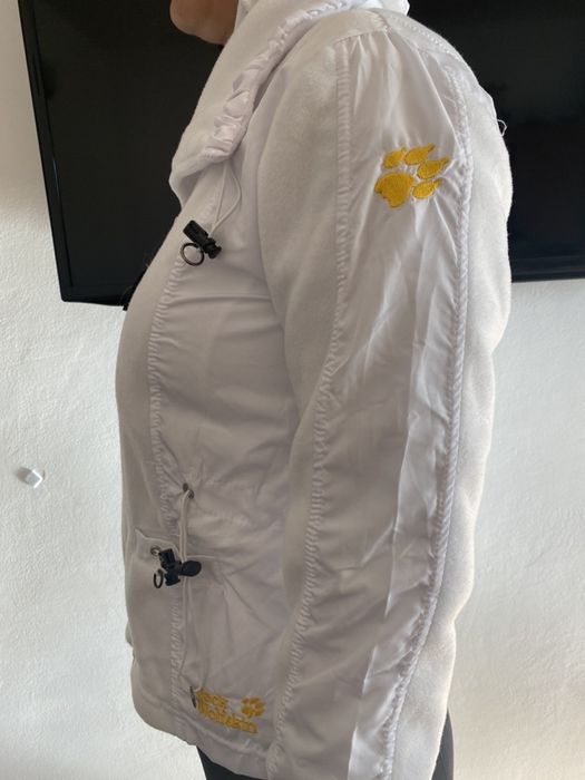 Polar/geaca primavara/toamna Jack Wolfskin ca noua