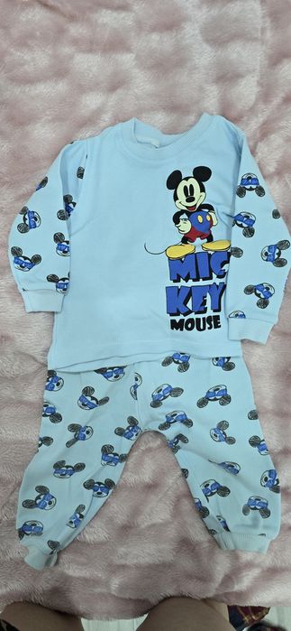 Продам детские вещи