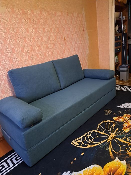 Продам диван тахта