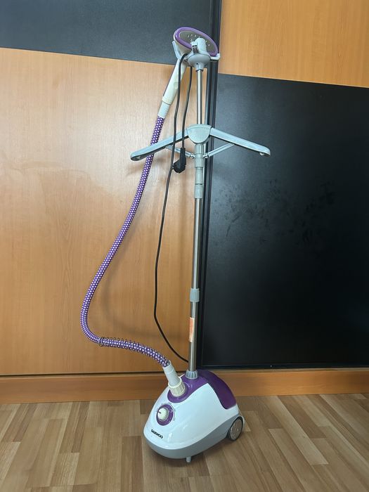 Fier de calcat cu abur Daewoo