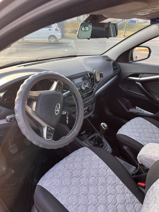 Продаю ЛАДА ВЕСТА 1,8л 2018г