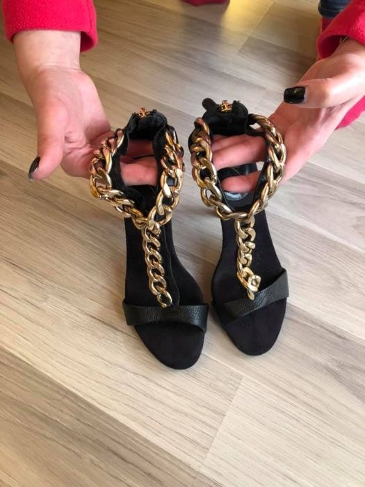 Официални обувки