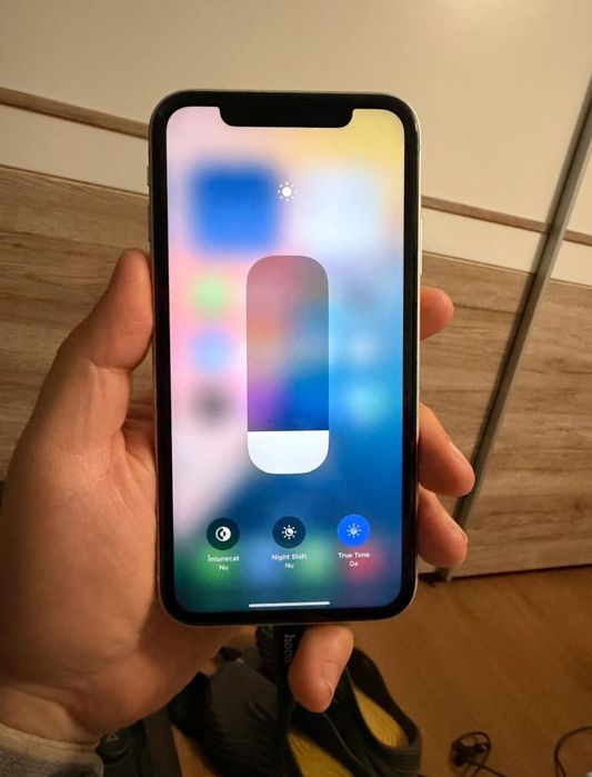 Vând/Schimb iPhone XR Alb