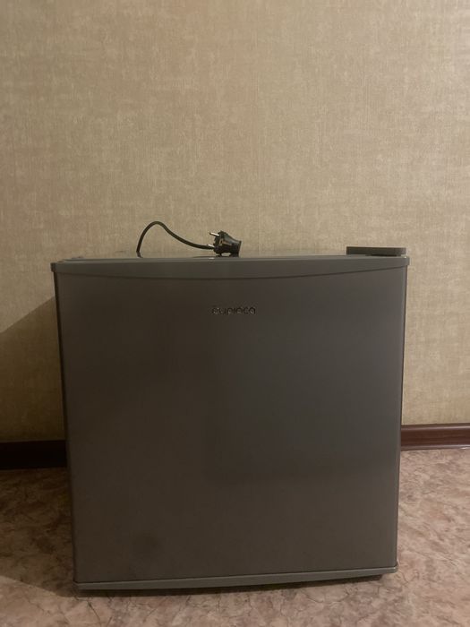 Продам холодильник бирюса новый М50.