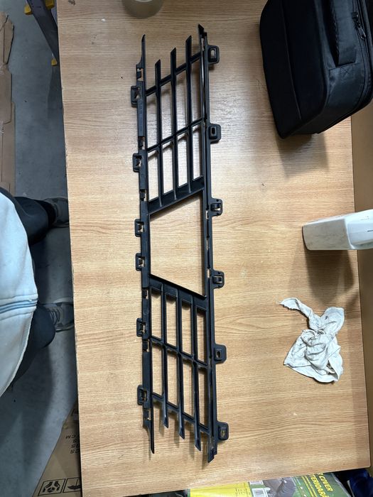 BMW G20 Volan Piese Trager Grile si interior bara fata, Incuietori capota