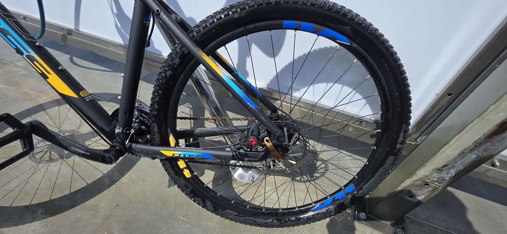 Bicicletă MTB Cross GRX 9 HDB, roți 27.5", frâne hidraulice pe disc — stare foarte bună
