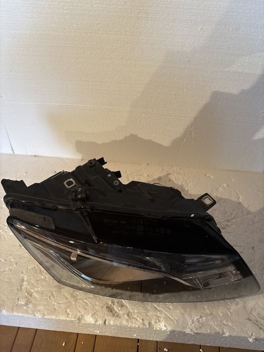 Десен фар Audi Q5