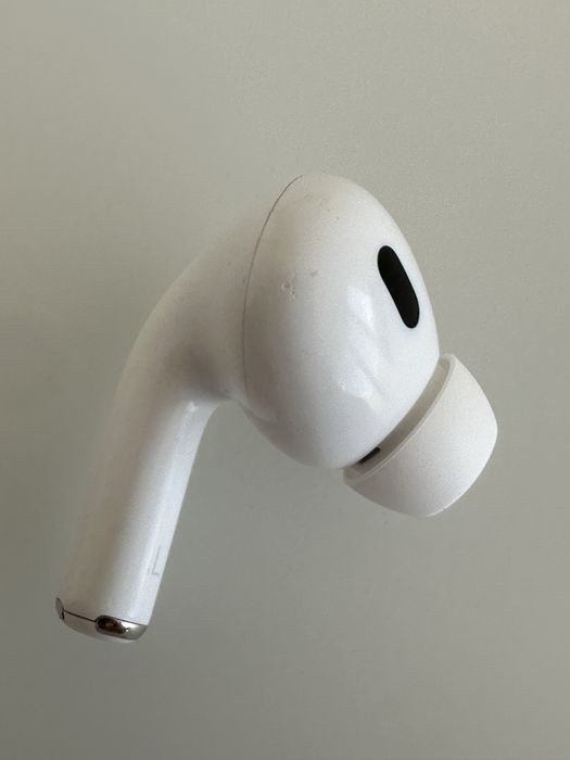 Airpods Pro 2 - casca stanga