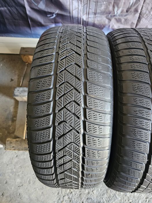 2 anvelope iarna 245 45 18 Pirelli 2021