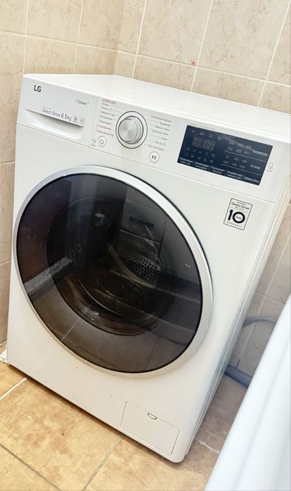 Продам стриальную машину LG