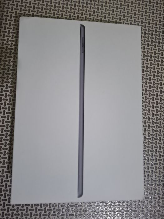 Продам Apple  IPad 9