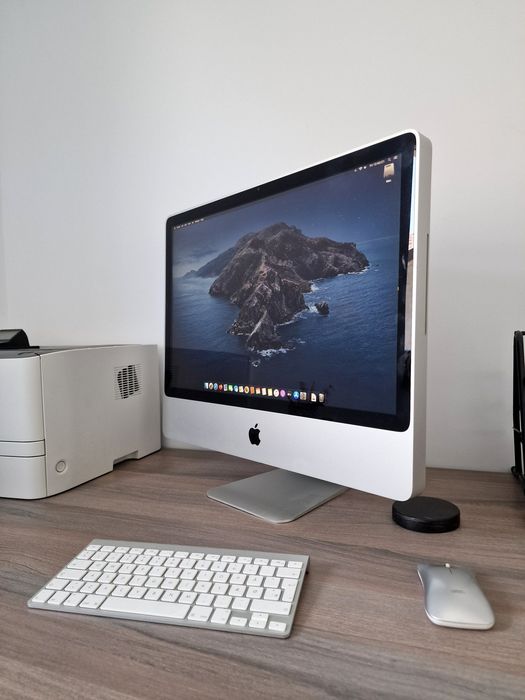 iMac 24" cu tastatura Apple inclusa