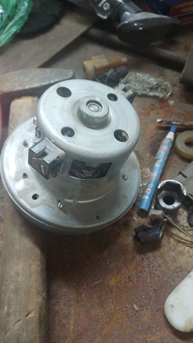 Запчасти на пылесос