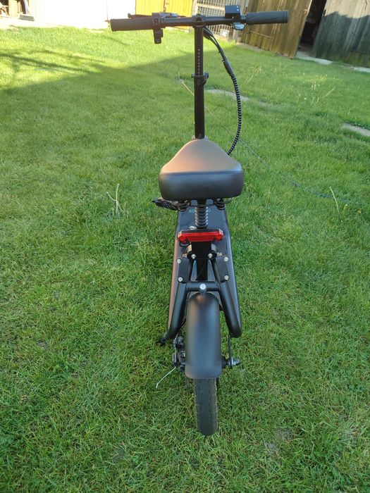 Trotineta electrica AOVO pro cu scaun