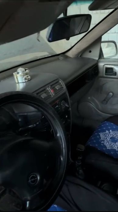 Opel vectra 2 куб