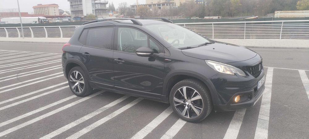 Vând Peugeot 2008