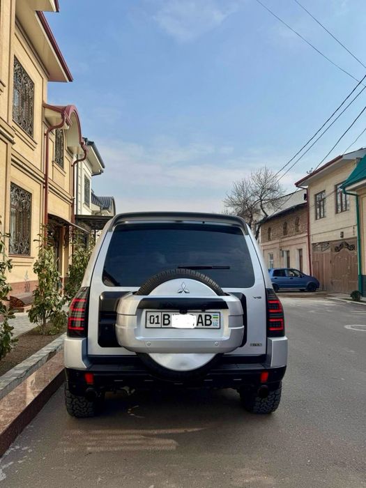 Mitsubish Pajero OFF ROAD