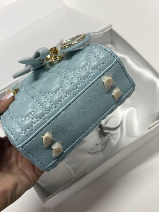 Lady Mini Dior сина