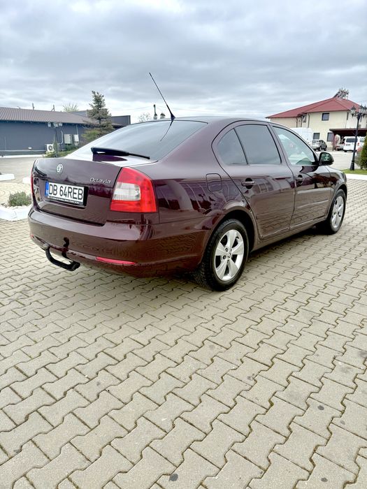 Skoda Octavia 2.0TDI - 140cp - manual