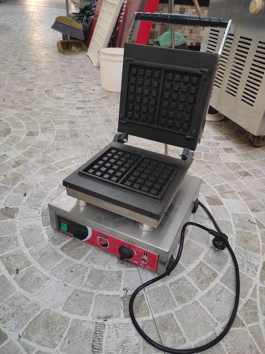 Вафельница,  бельгийский вафли