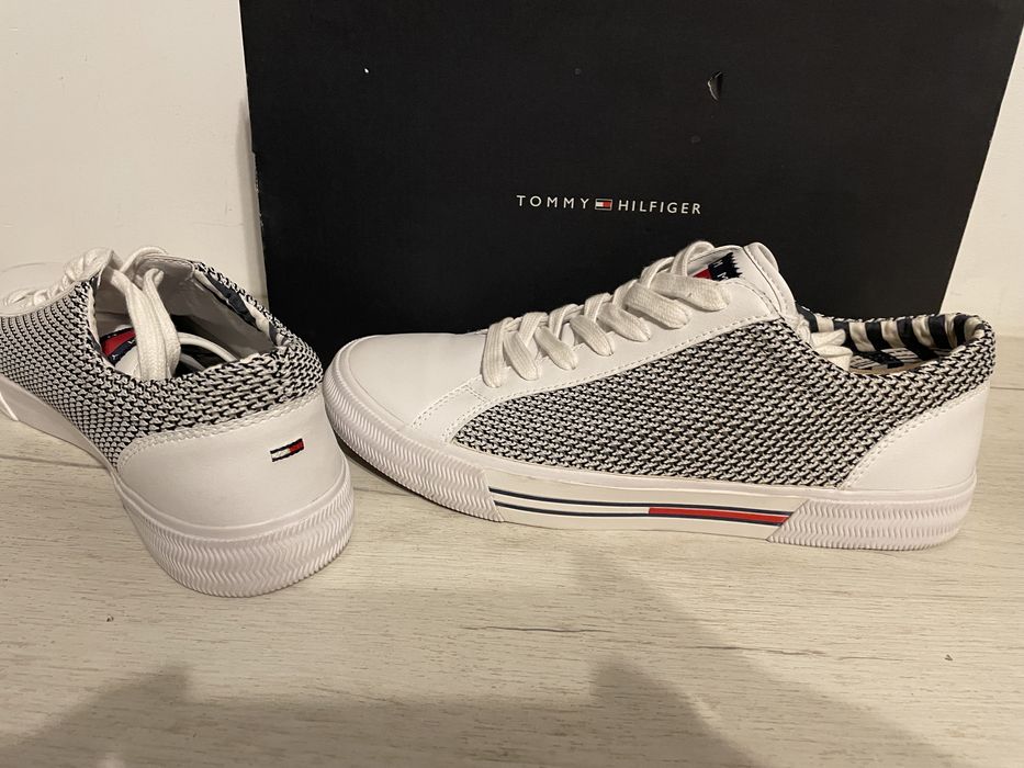 Sneakers Tommy Hilfiger Nr. 44