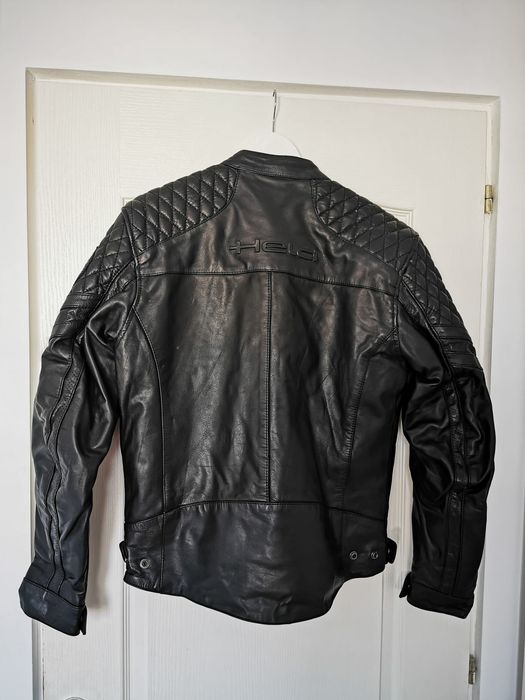 Vând geaca motor piele Held stare foarte buna