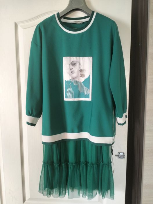 Продаю платье двойка