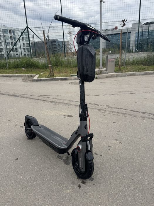 Електрическа тротинетка Segway F3