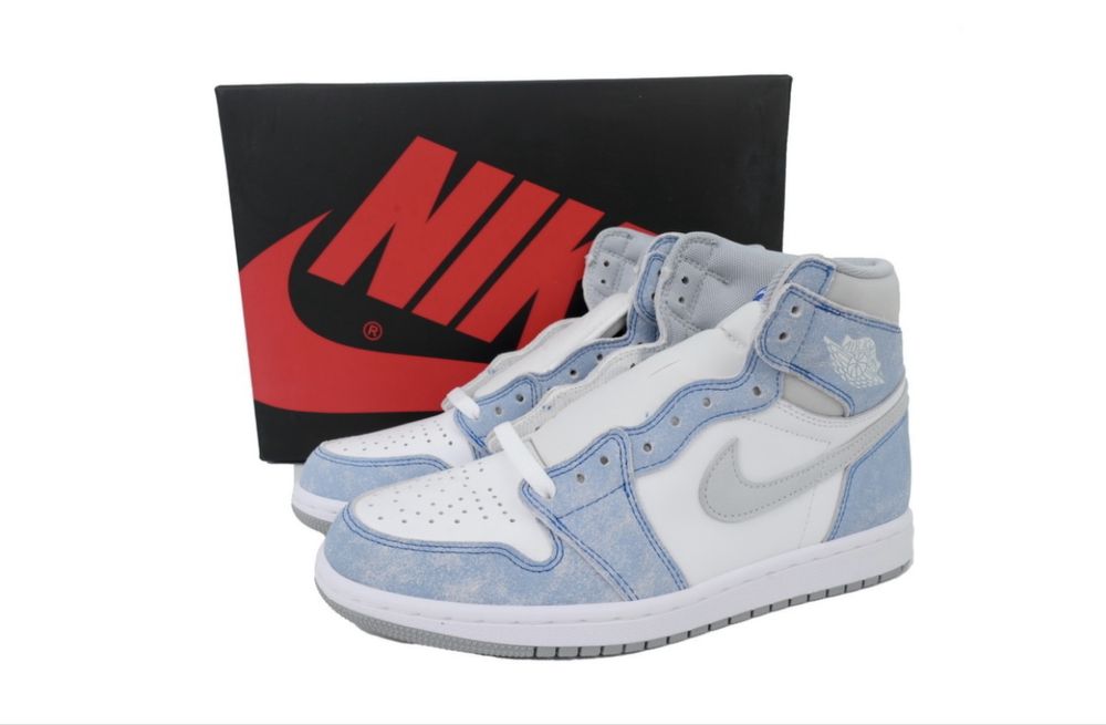 Jordan 1 High Hiper Royal