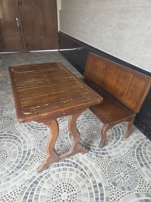 Стол стул сотилади