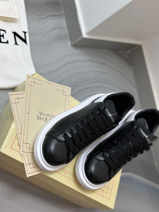 Adidași Alexander Mcqueen