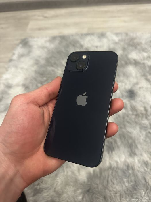 Айфон 13 128г хорошее состояние