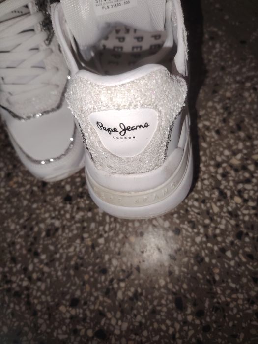 Обувки  обувани 1-2пъти. 37 номер