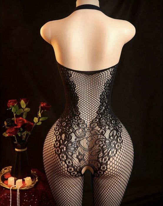 Body sexi plasa cu pietricele