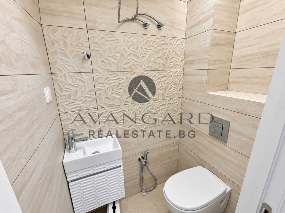 Продава се Тристаен апартамент в Пловдив, Кършияка - 99 кв.м за 2829 €/кв.м - Снимка #10