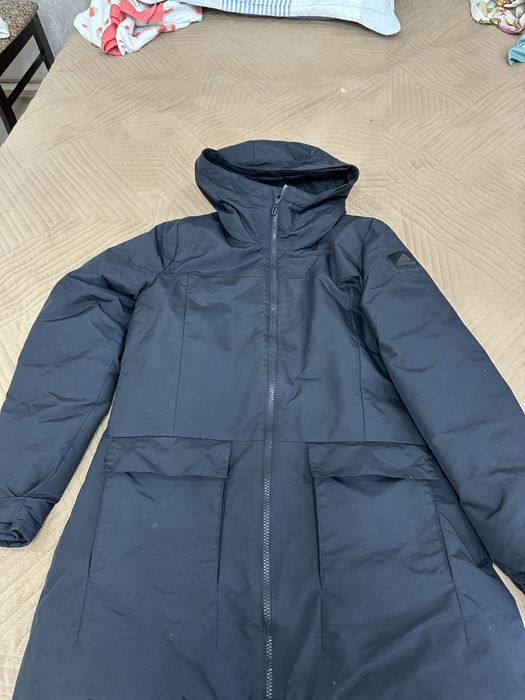 Продам женскую куртку adidas