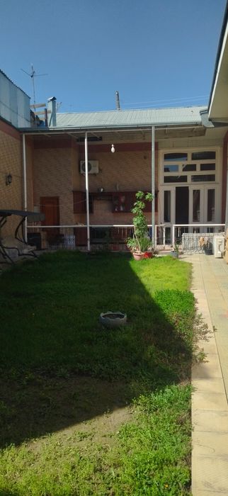 Узбекистанская.Срочно продаётся дом.