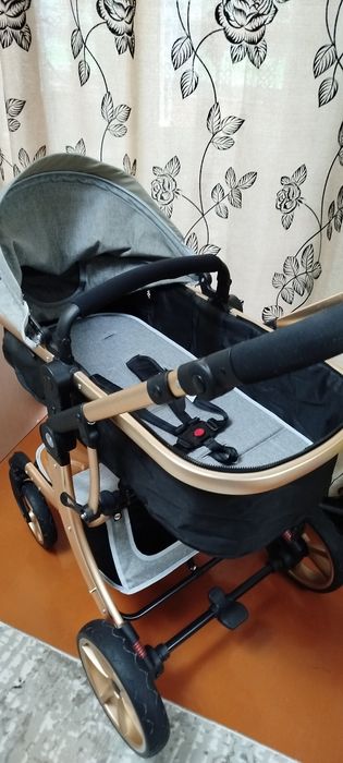 Продам коляску срочно