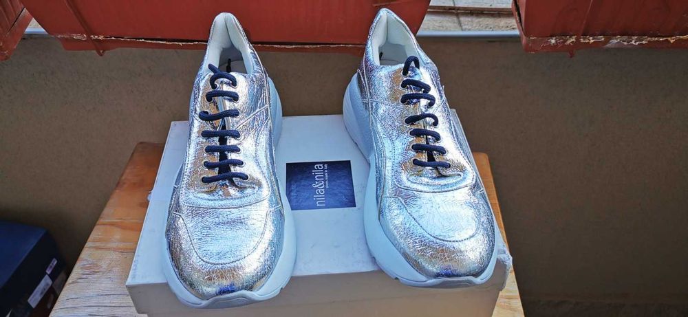 Оригинални маркови дамски сникърси / маратонки NILA & NILA - 40 номер