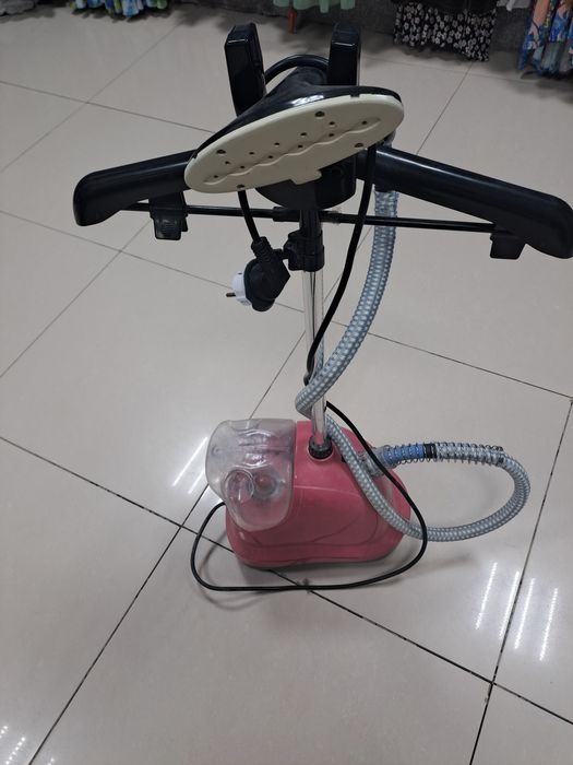 Паровой утюг б/у