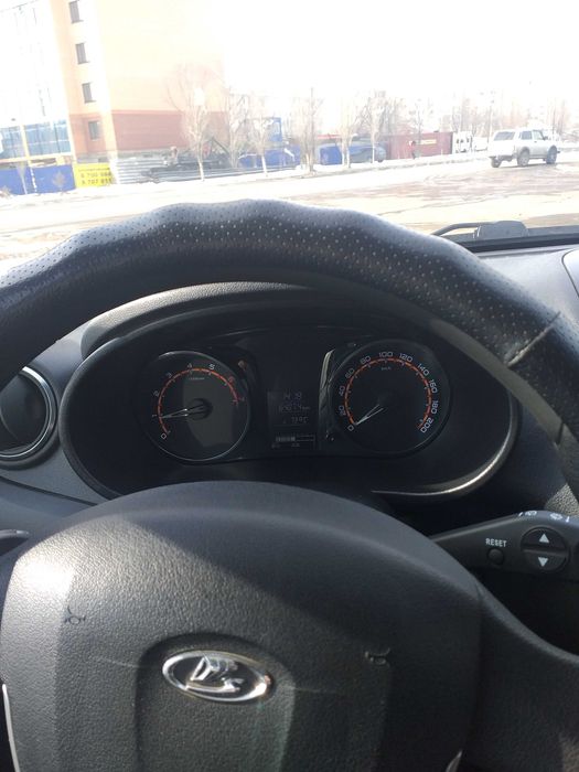 продам автомобиль