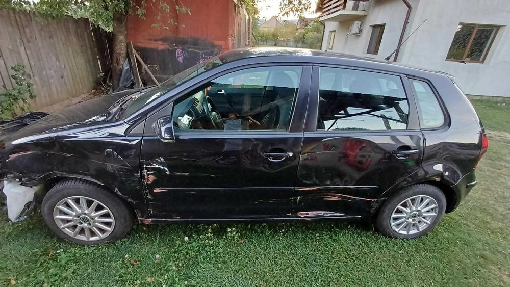 VW Polo 9N 1.4 benzină 2006 avariat - motor intact/funcțional