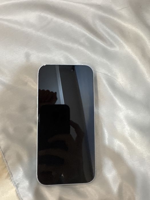 Iphone 15 голубого цвета