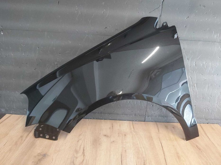 Aripa Fata Stanga VW Polo 6/VI 9N 2005-2009 (LC9Z (Negru))