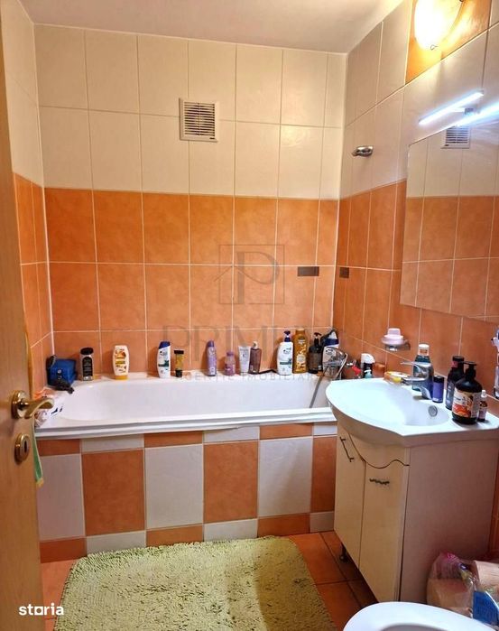 Soarelui - Etaj 1 - 3 Camere - 2 Bai - Centrala Proprie - Boxa — fotografia 3