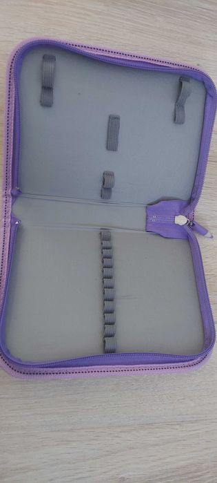 Детски моливници